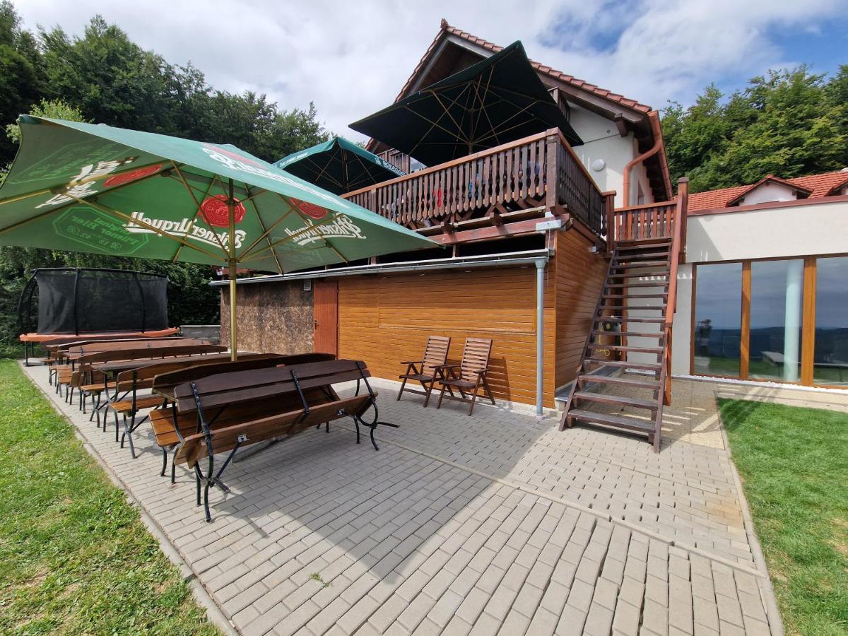 Wellness Hotel Chata Jana Lopeník Exterior photo